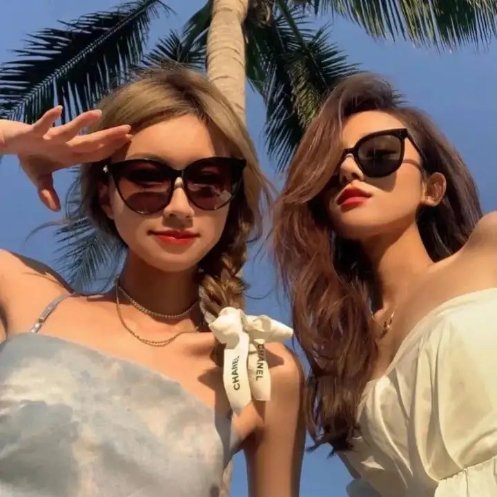 英谈女人